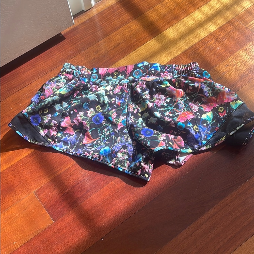 Floral lululemon hotty hot shorts